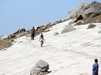 Snow patches at Snowline