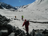 Crossing through the frozen river Lamea/Lamia