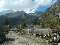 Road towards Rakcham