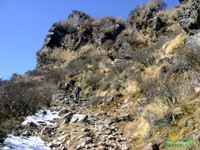 TOWARDS SINGALILA PASS