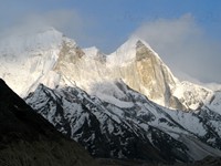 Mt. Vagirathi-1 and Mt. Vagirathi-2 from Tapovan